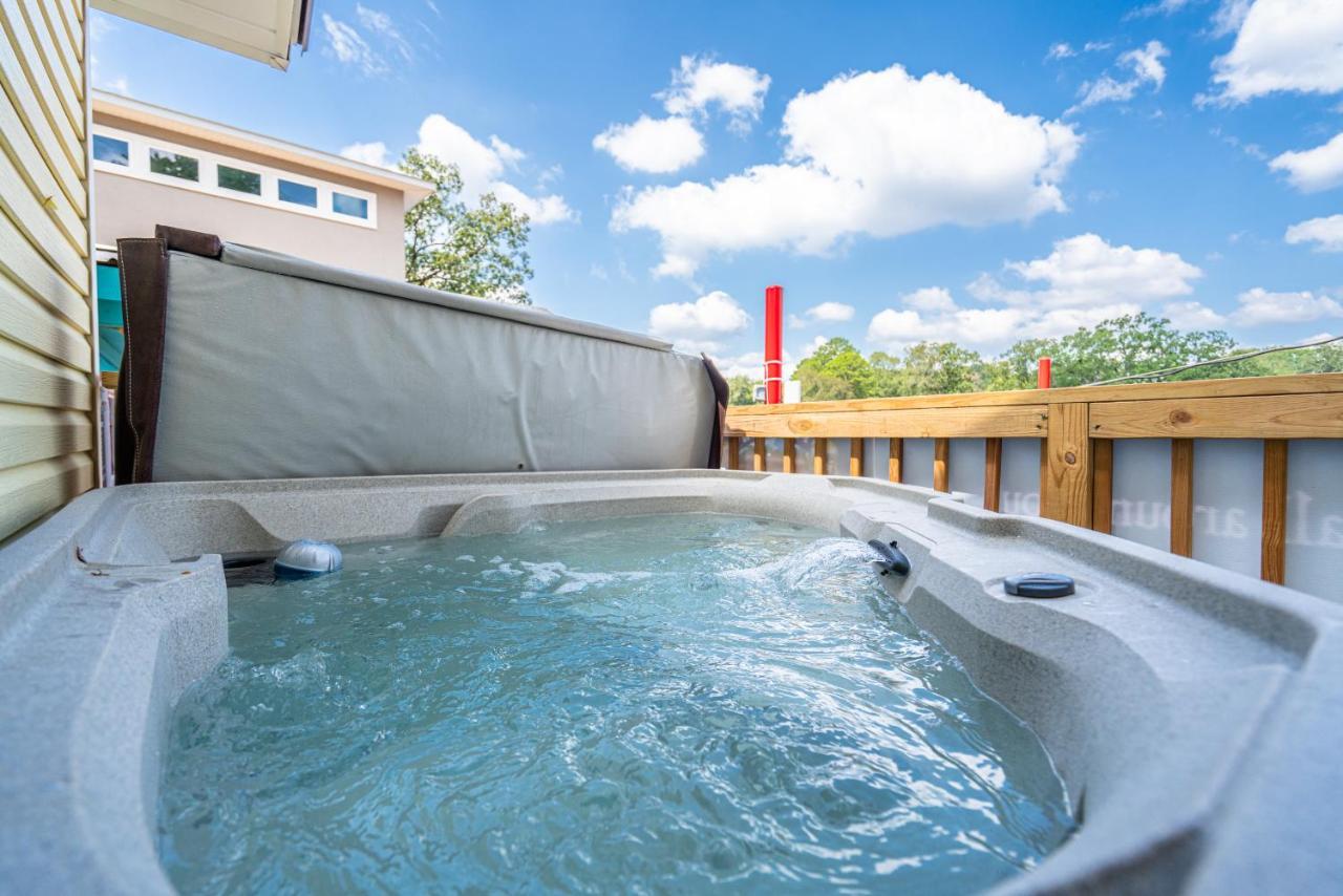 Canary Lake Cottage W/Hot Tub At Sam'S Pizza ホット・スプリングス エクステリア 写真