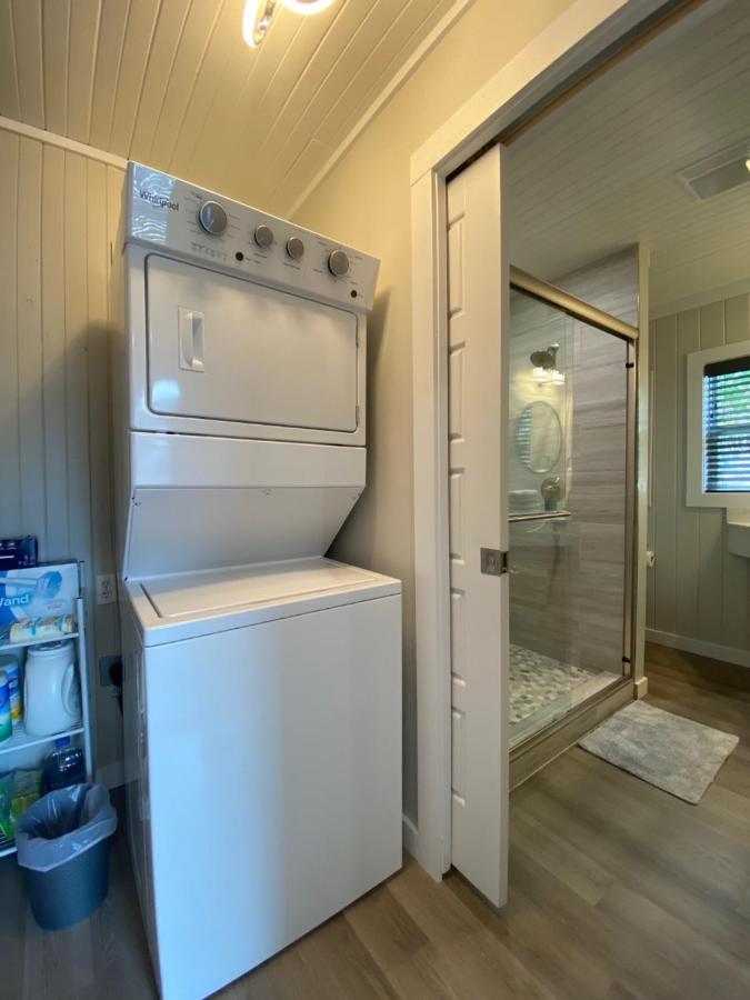 Canary Lake Cottage W/Hot Tub At Sam'S Pizza ホット・スプリングス エクステリア 写真